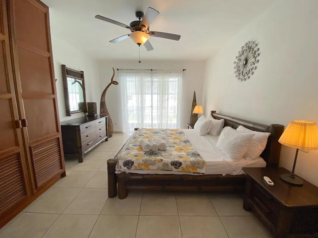 Villas & Apartments With Pool And Ocean View Playa Los Corales Punta Cana República Dominicana